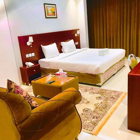 Aljawhara Inn Hotel Seeb Bagian luar foto